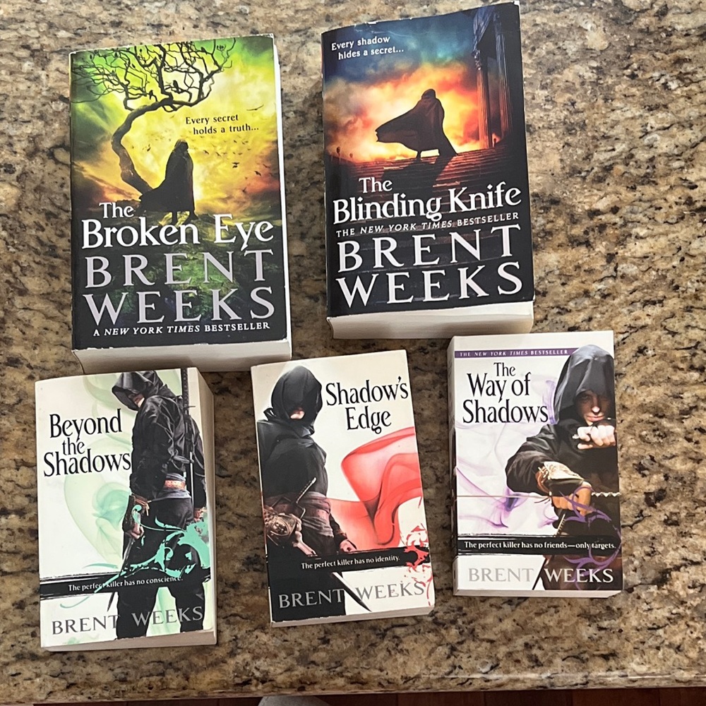 5 Brent Woods Books,The Night Angel Trilogy,The Broken Eye,The
Blinding Knife